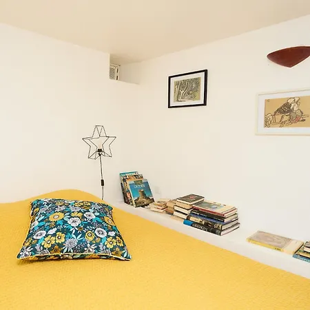 Apartment Avec Jardin Dans Rocaille