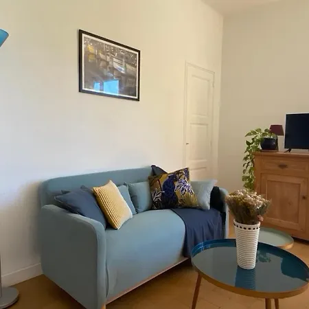 Apartment Avec Jardin Dans Rocaille