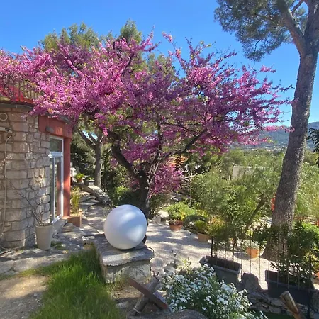 Appartamento Avec Jardin Dans Rocaille
