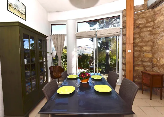 Appartamento Avec Jardin Dans Rocaille *