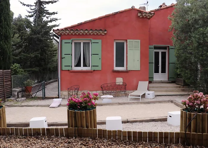 Avec Jardin Dans Rocaille * Cassis