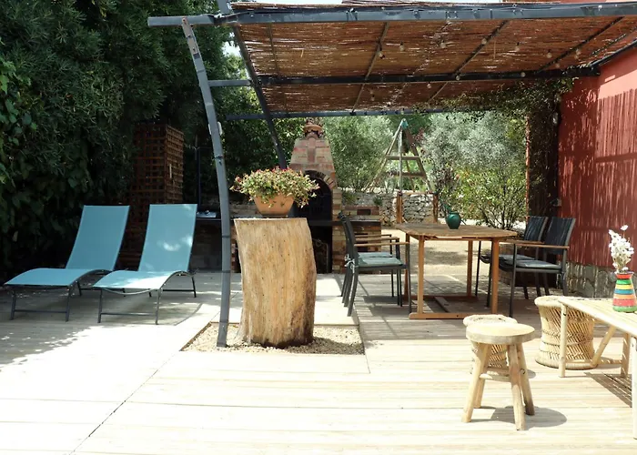 Avec Jardin Dans Rocaille Cassis